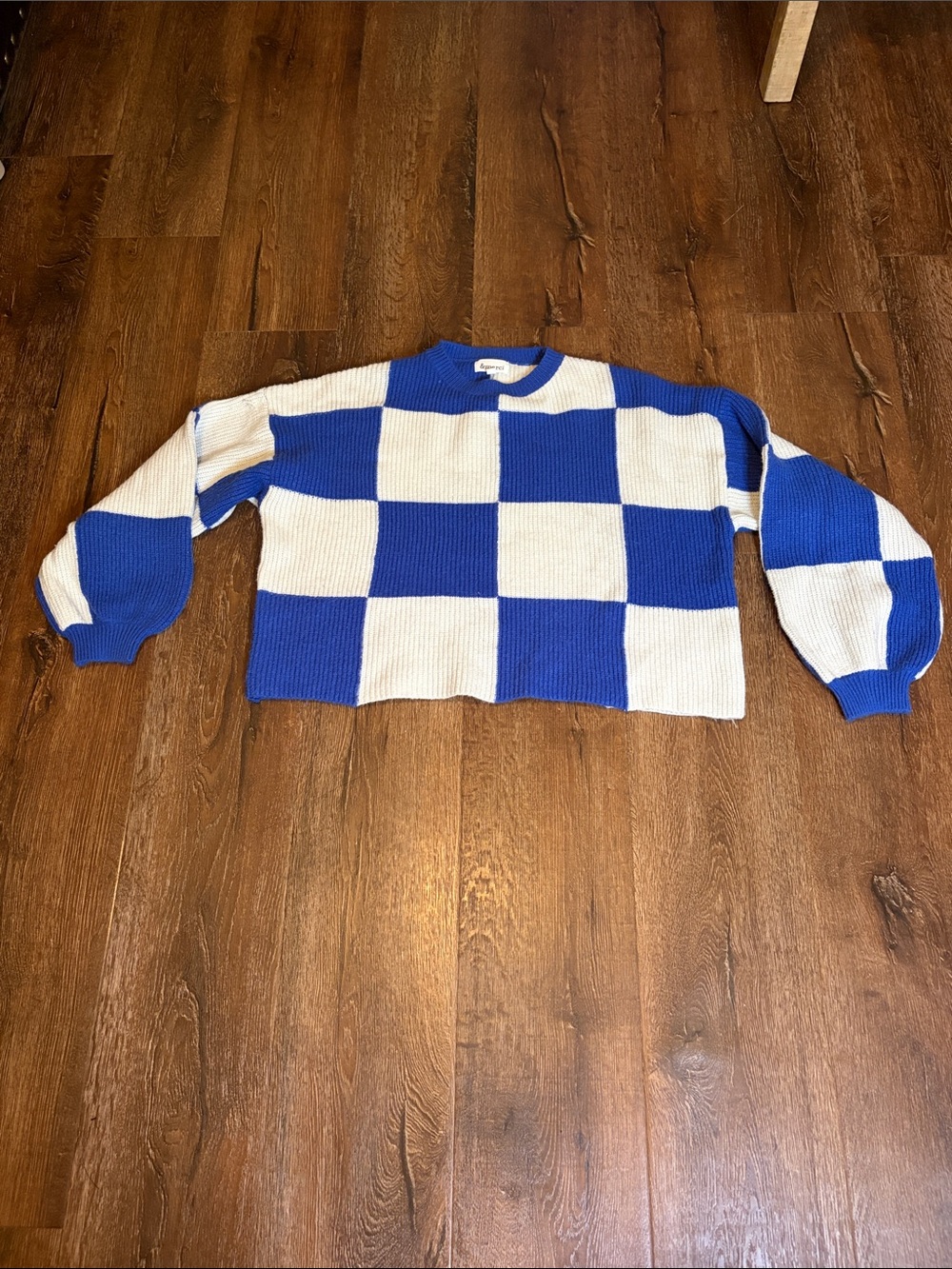 &Merci Blue and White Checkered Women's Sweater Med EUC